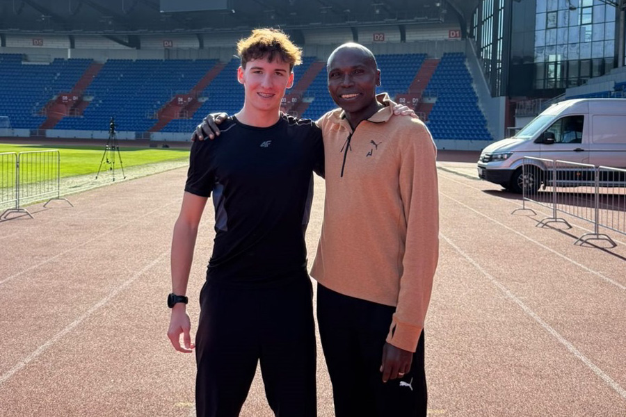 Měl jsem možnost si zatrénovat s držitelem halového světového rekordu Wilsonem Kipketerem